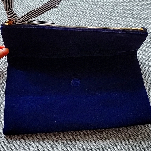 NWT J. Crew Navy Blue Velvet Clutch with Striped Ribbon Bow - Picture 3 of 5